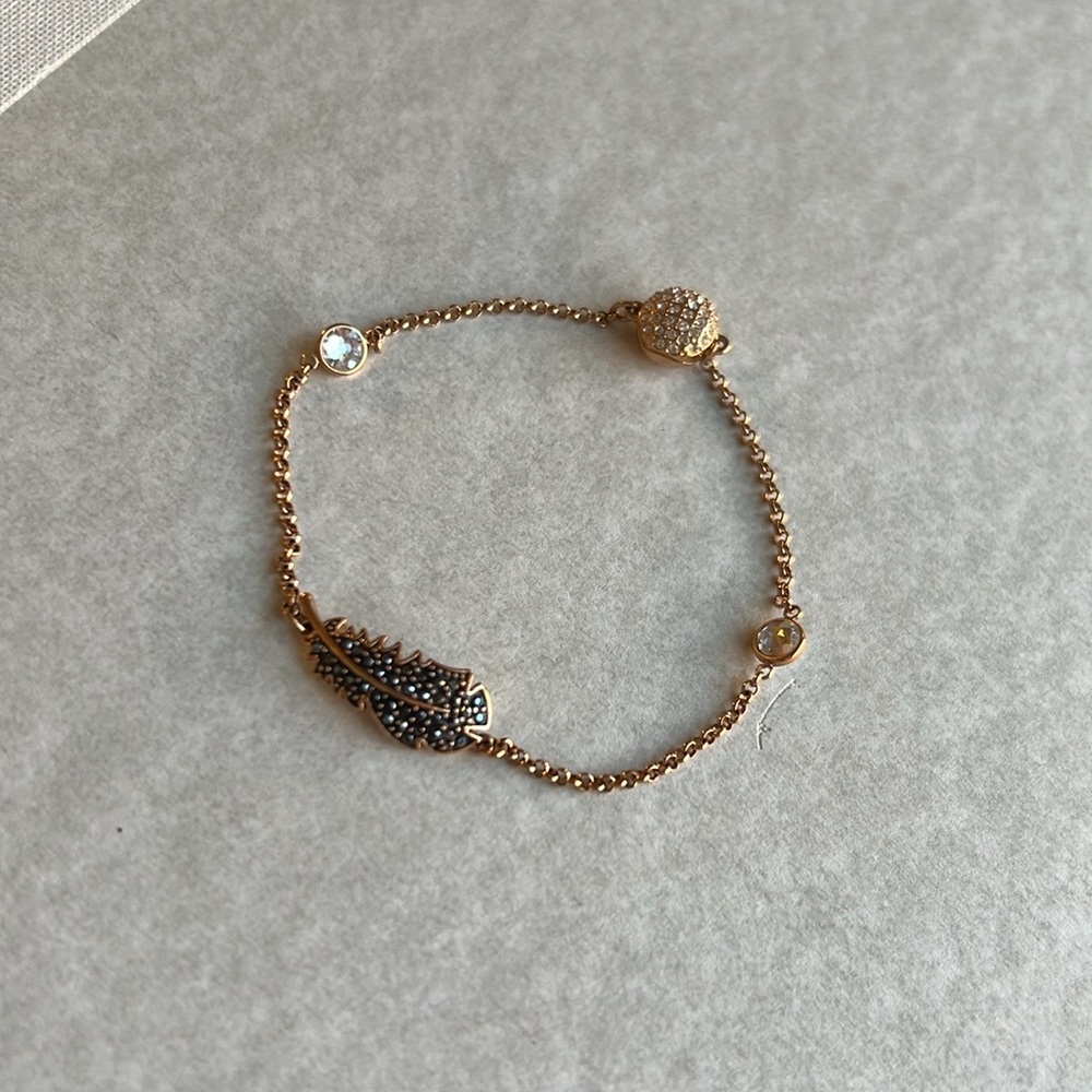Swarovski Black Feather Pink-Gold Bracelet - Picture 7 of 7